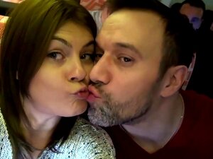 Sexe amateur ALLEMAND en vacances, baisé sous la douche