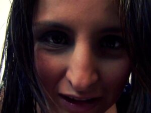 Claudia - Massage avec finition heureuse