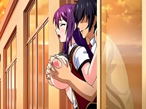 Une mignonne à gros seins hentai baise en classe. Sa mignonne à gros