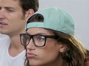 Babes - Leçons de belle-mère - Jay Smooth et Alexa Tomas et Julia