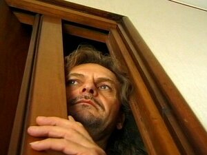 Laura Conti Plan à trois