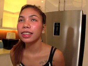 Sexy bonne asiatique remplie de sperme