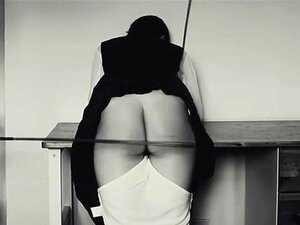 Regarde Anthea & mellisa se faire fesser 2 maintenant ! - Fessée,