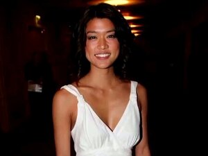 Kaley Cuoco vs Grace park Rd1 se branle au défi