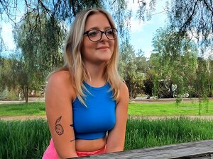 Real cuties-La Nouvelle Venue Bubble Butt Jill Taylor Aime Se Faire