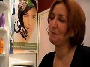 Sexy coiffeuse mature,