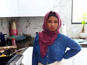La femme arabe a besoin d'apprendre quelques petites choses. La