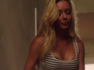 Kayden aide Ryan à oublier son mec