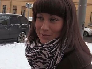 Éjaculation brune amateur lors d'un faux casting