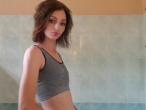 Curieux Première sissy / trans