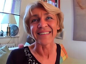 Granny Anal - clip 1