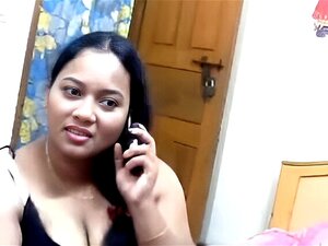 Découvrez une séduisante webcam girl originaire du Bangladesh en