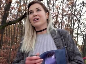 Découvrez le plaisir ultime alors qu'une beauté européenne