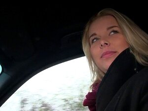 Baise impressionnante par un agent public. Des compétences de baise