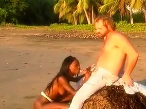 Chocolat - La beauté ébène aide le marin échoué (RoS)