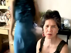 Des mamies tentatrices et expérimentées cèdent à la passion