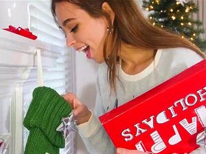 PASSION-HD Baise de Noël et éjaculation faciale après que Riley