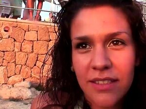 Baise chaude sur la plage avec Samia Duarte