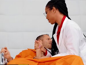 Envie d'une séance intense entre docteur et patient ? Découvrez