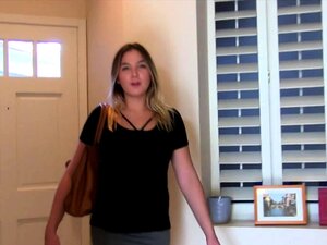 Sexe sans capote avec une pute allemande - Vieux mec baise Anni Angel