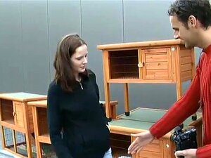 Une mignonne allemande ramassée pour un anal