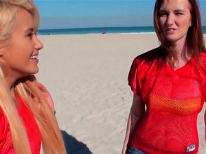 Après que les nanas de football aient fait une fête à quatre en POV
