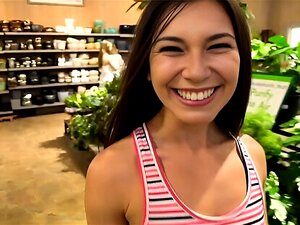 Une mignonne amateur Rencontre Un Étranger: Une Rencontre Passionnée