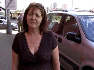 Je veux baiser une mature tchèque comme cette pute. Je veux baiser