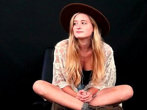 Regarde RSE Nicole Feet chatouiller maintenant ! - Pieds, Blonde,