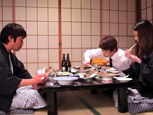 Adorable nana asiatique à gros seins dans la meilleure vidéo porno