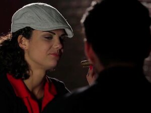 La pornstar exotique Bonnie Rotten dans des tatouages fabuleux, scène