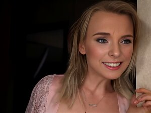 Un vieil homme lèche et baise une salope éjacule de 21 ans avec de