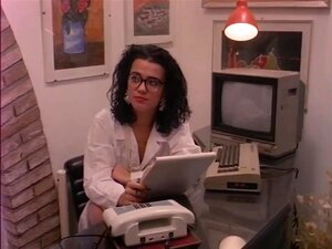 Regardez notre MILF chaude se faire défoncer son gros cul dans ce