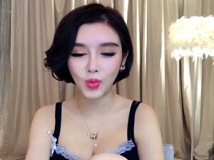 BEARFILMS Live Cams Petite robe chaude Bao danse noire