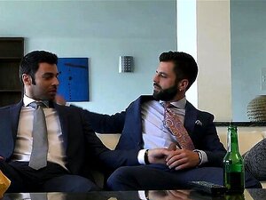 Fétichisme gay poilu avec éjaculation