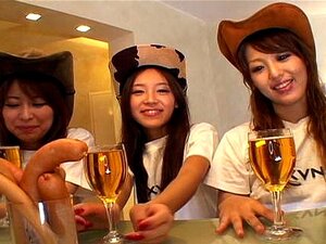 Sexe de groupe avec Miyu Sugiura, Nagisa, Nami, Les hommes passent le