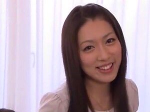 Le modèle japonais en chaleur Hiromi Matsuura, Hikaru Takizawa, et la