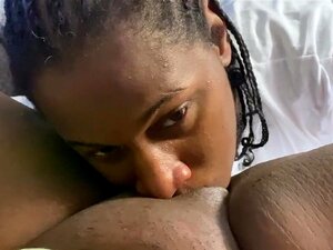 J'ai perdu un pari alors j'ai dû bouffer ma chatte d'allié