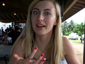 Alexa Grace dans Virtual Vacation Movie - AtkGirlfriends. Trillium a
