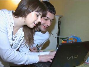 Sexe brutal pour de l'argent malade, Ce mec est aussi doux de donner