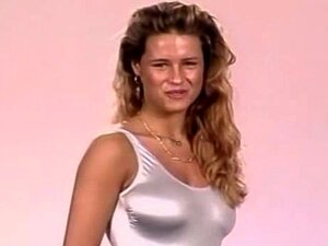 Michelle Hunziker Sexy Film Porno de Célébrités Chaud Chiambretti