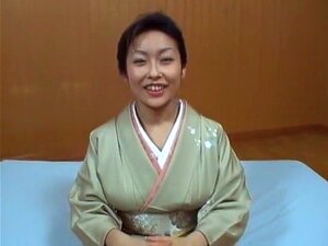 La fille japonaise en chaleur Riho Yanase dans la meilleure