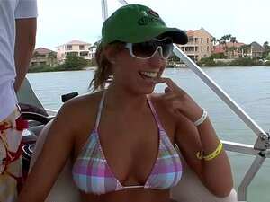 Star du porno exotique en HD folle, clip de sexe avec de gros seins.
