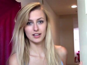 PropertySex Absolument superbe blonde agent baise le locataire dans un