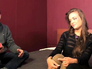 Nika Noire avale des couilles de BBC en profondeur - Sessions de