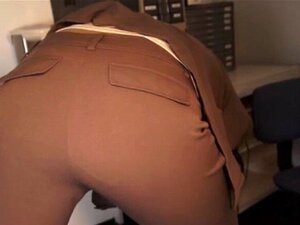 La petite amie éblouissante nozomi yui se fait baiser à fond. La