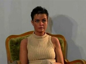 Castings - Laura (28 ans). Castings - Laura (28 ans)