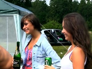 Vivez l'aventure sauvage et torride à la plage dont vous avez