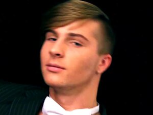 PREMIERE! Super Aliens - Hands Up! clip vidéo musical interdit