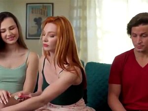 La demi-sœur a insisté pour jouer au poker déshabillé